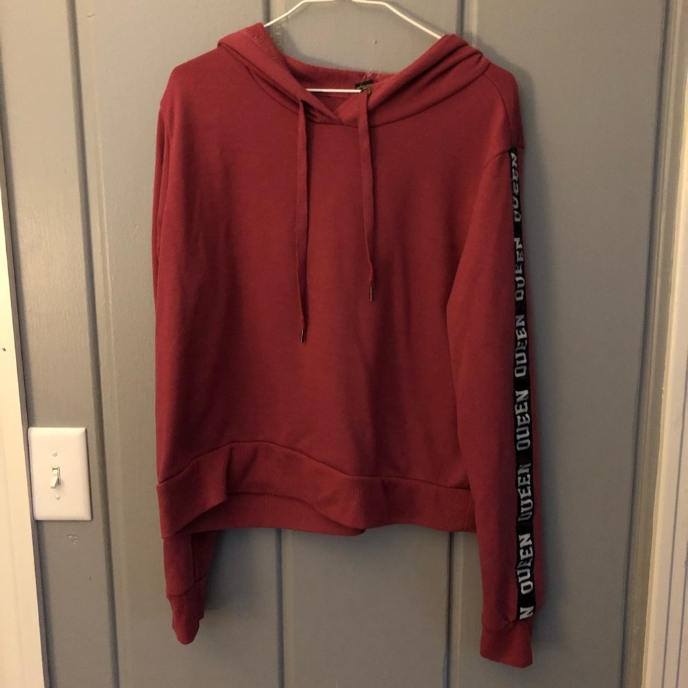 🌼RUE 21 CROPPED HOODIE🌼